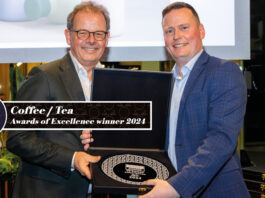 Michael Ring, CEO Stelton, receiving the Tableware International Award of Excellence 2024 for the Coffee/Teaware category for Rig-Tig’s Drink-It.