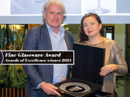 The Fine Glassware award went to Orrefors for Intermezzo Gold. Remco Snoeck, export sales manager, was presented with the award by Michaela Horoskova, head of marketing, Crystalex.