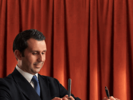 Nude introduces the Bar/Giani double pour mixing glass